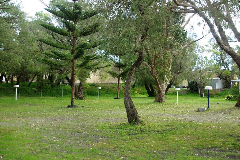 Acclaim Rose Gardens Beachside Holiday Park Albany Bagian luar foto