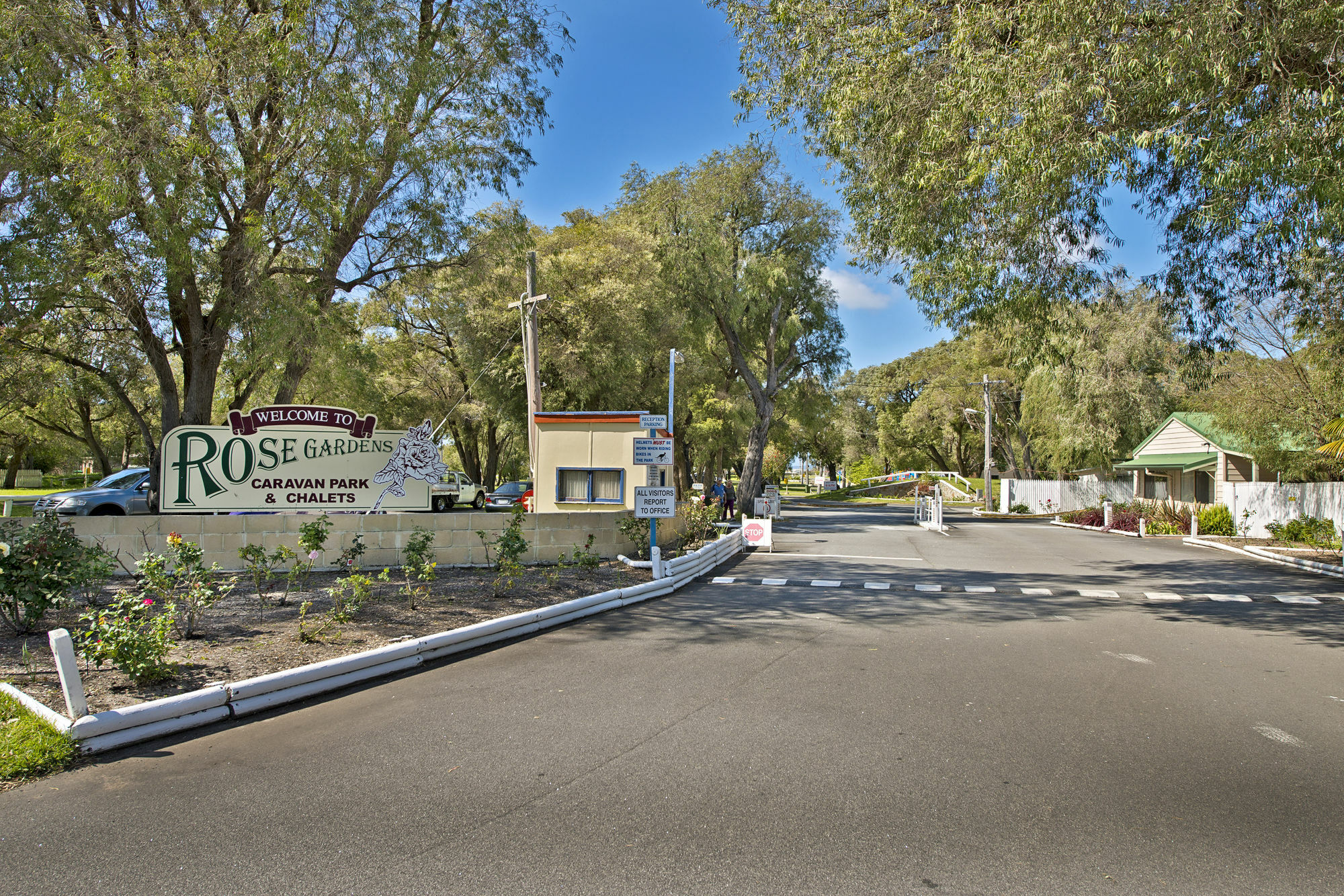Acclaim Rose Gardens Beachside Holiday Park Albany Bagian luar foto